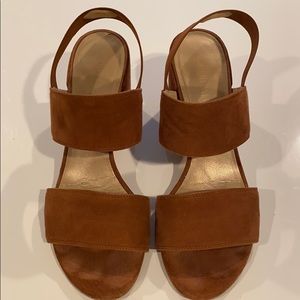 Stuart Weitzman shoes, size 8 1/2.